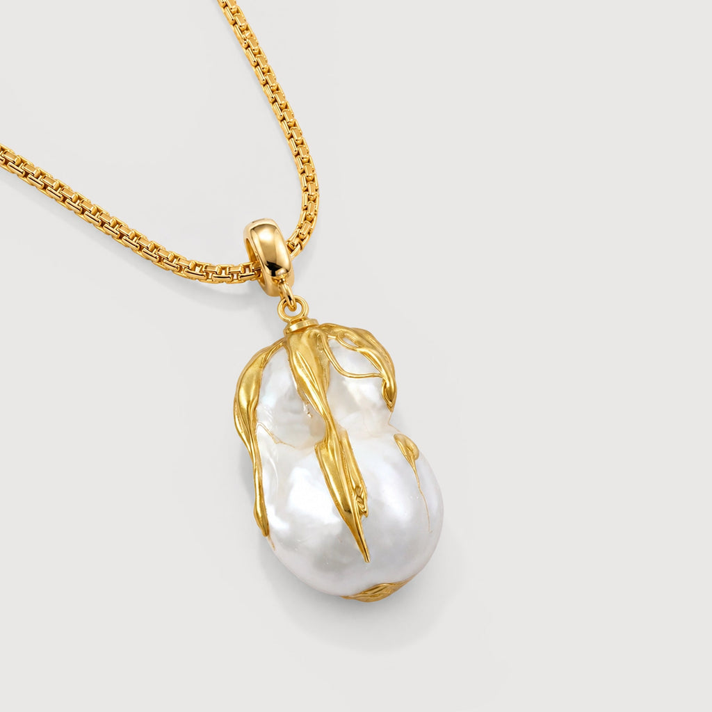 Baroque Pearl Leaf Pendant Necklace