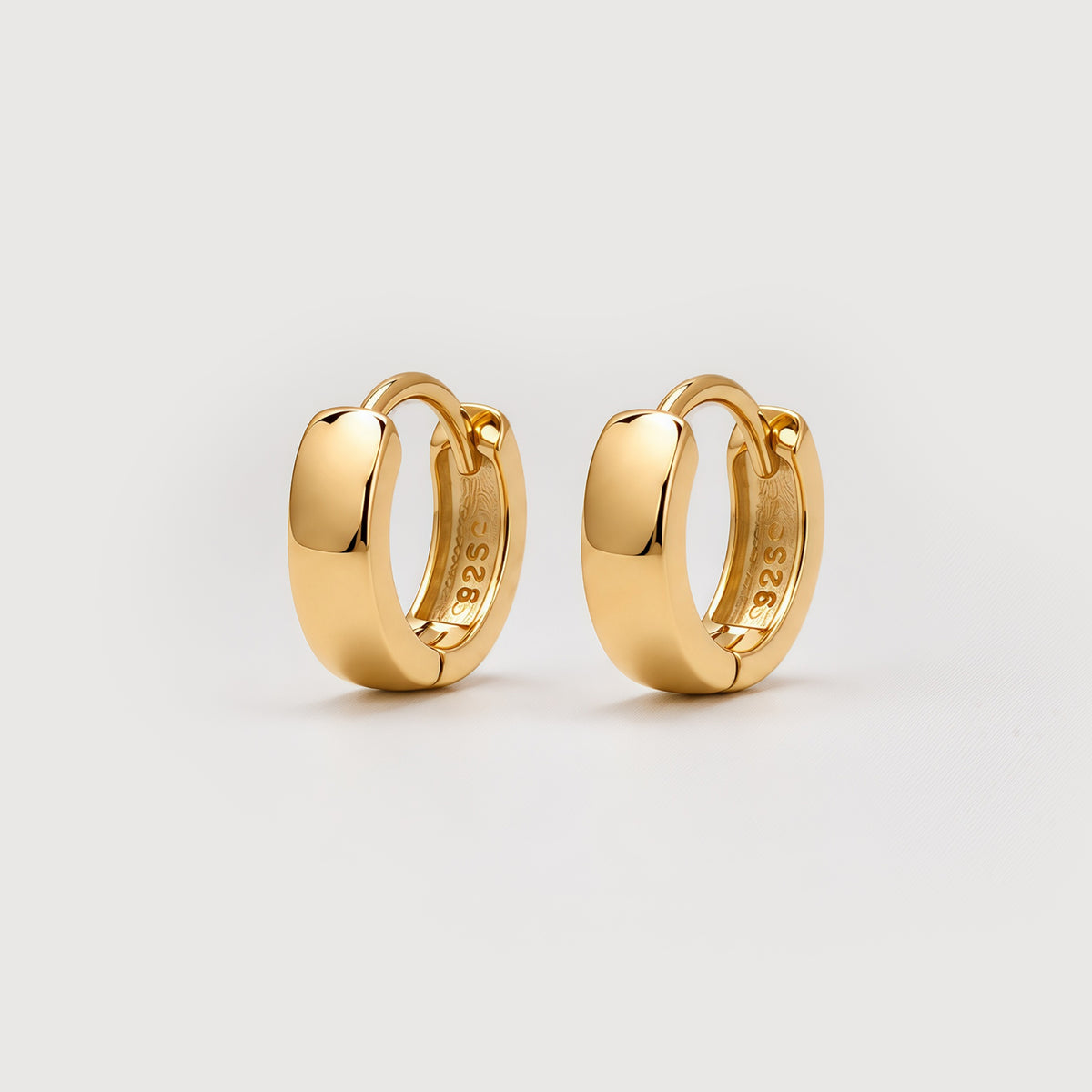 18K Gold-Plated S925 Rounded Huggie Hoop Earrings