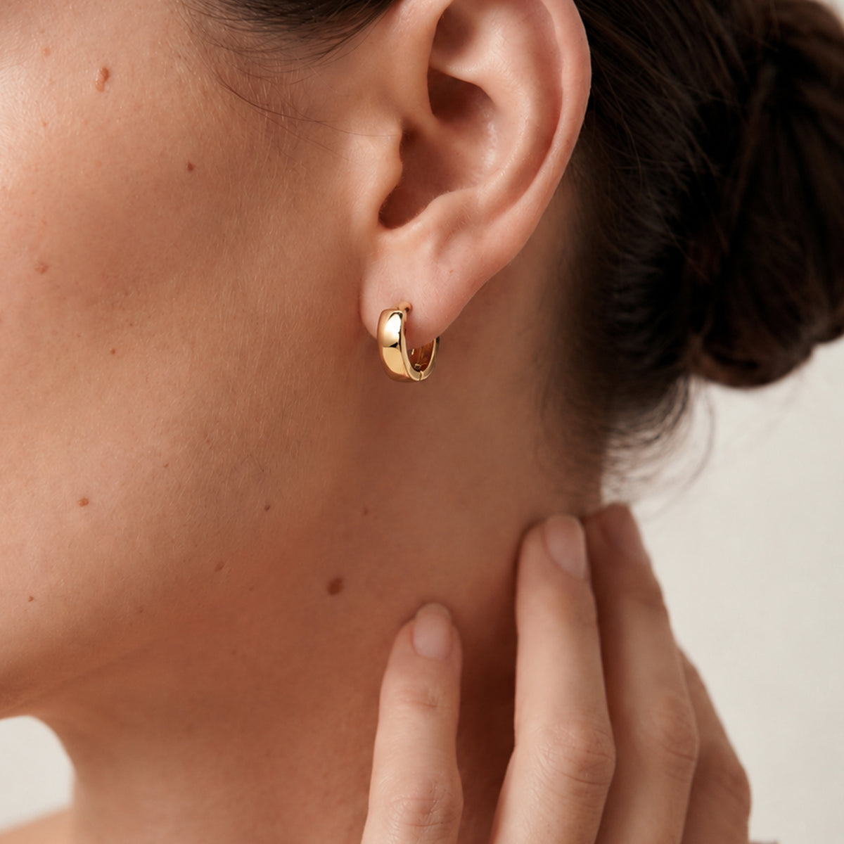 18K Gold-Plated S925 Rounded Huggie Hoop Earrings