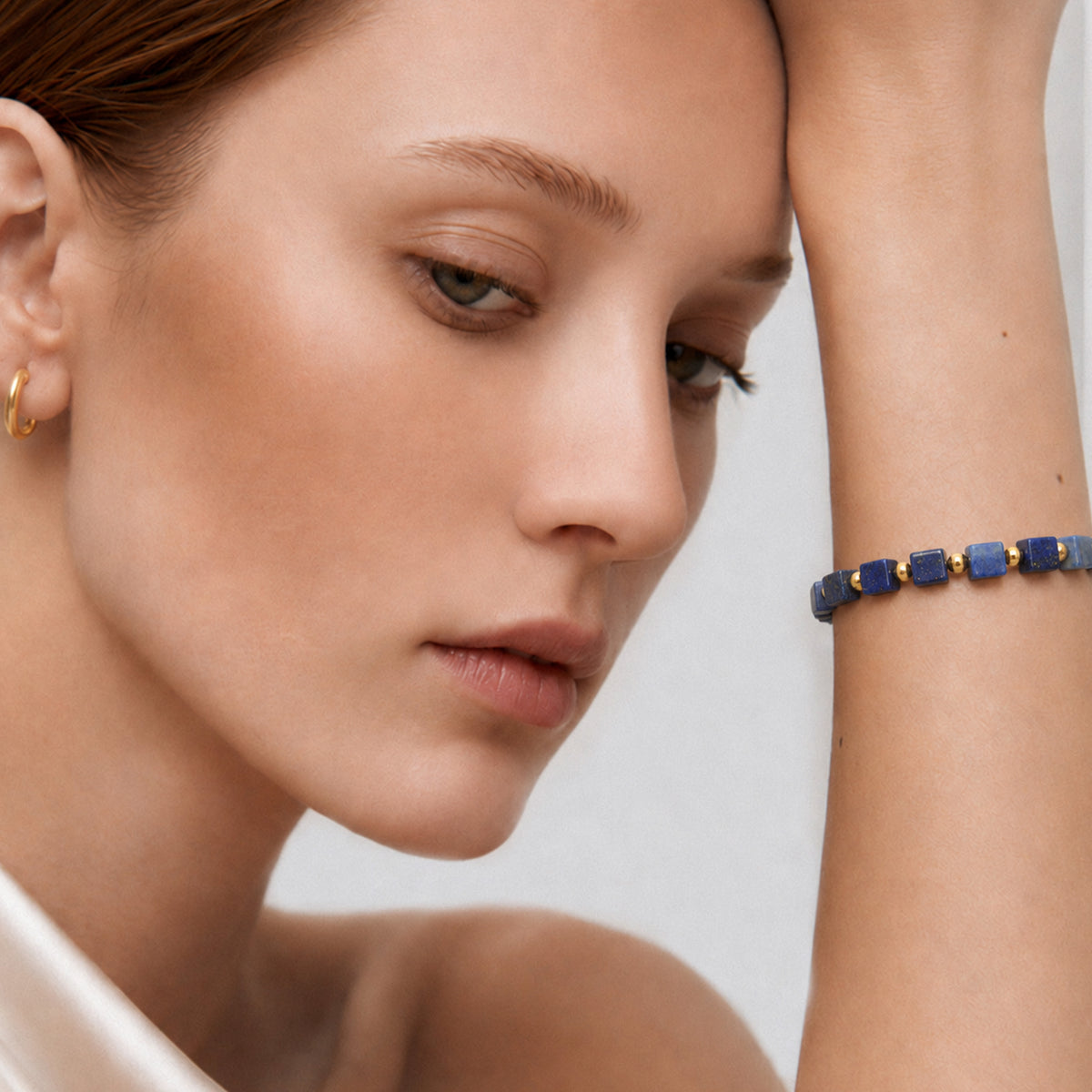 Blue Cube Bead Brass Chain Bracelet