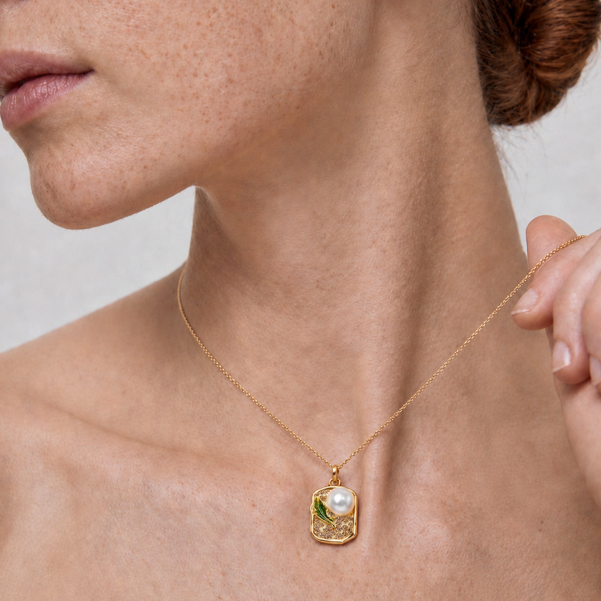Freshwater Pearl Leaf Pendant Necklace