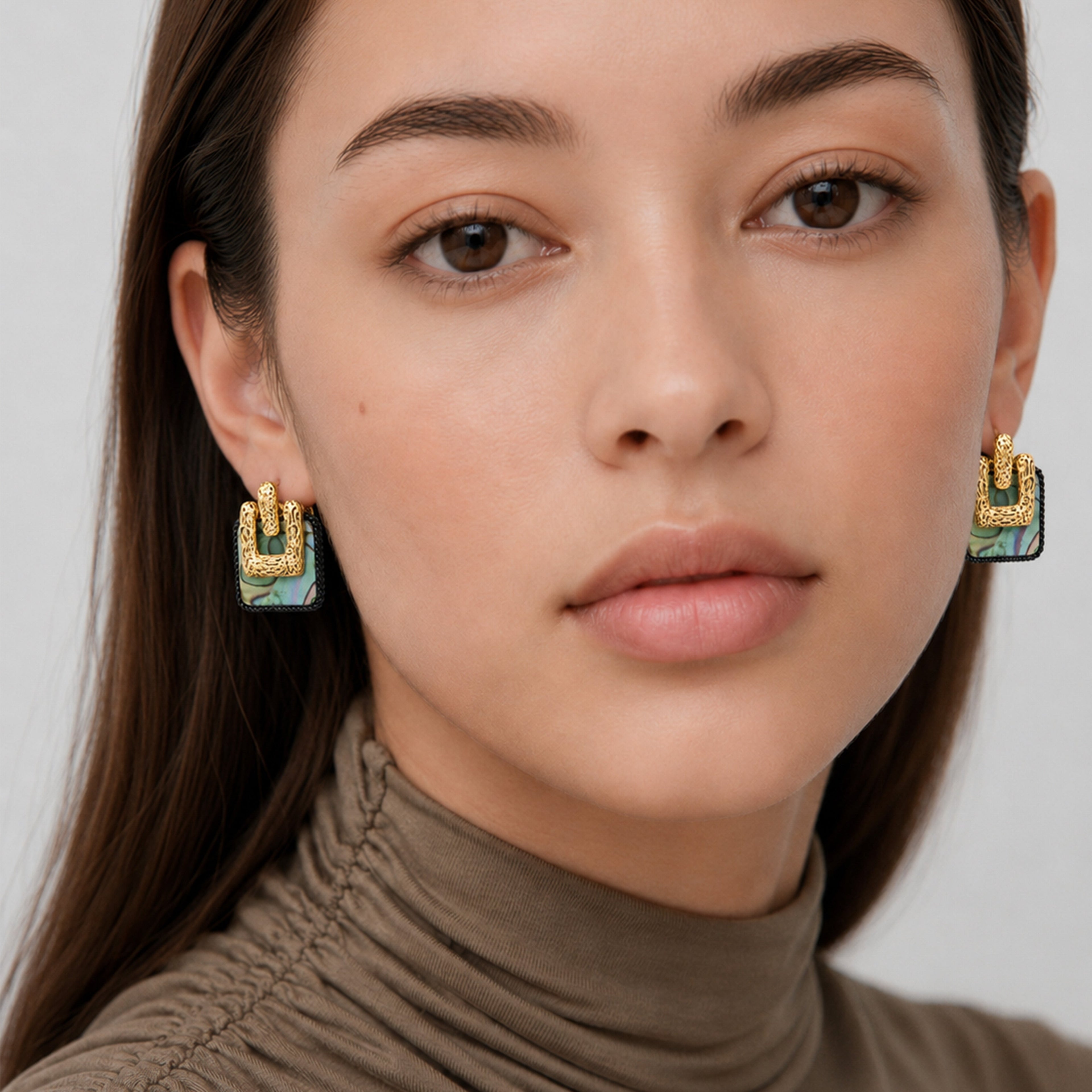 Gold-Plated S925 Shell Geometric Stud Earrings
