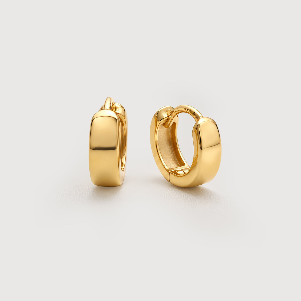 18K Gold-Plated S925 Rounded Huggie Hoop Earrings