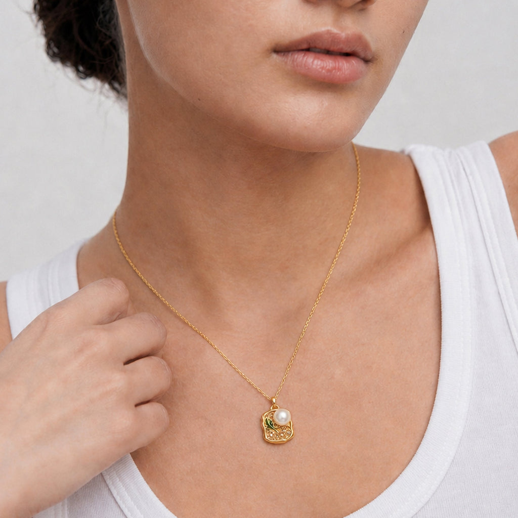 Freshwater Pearl Leaf Pendant Necklace