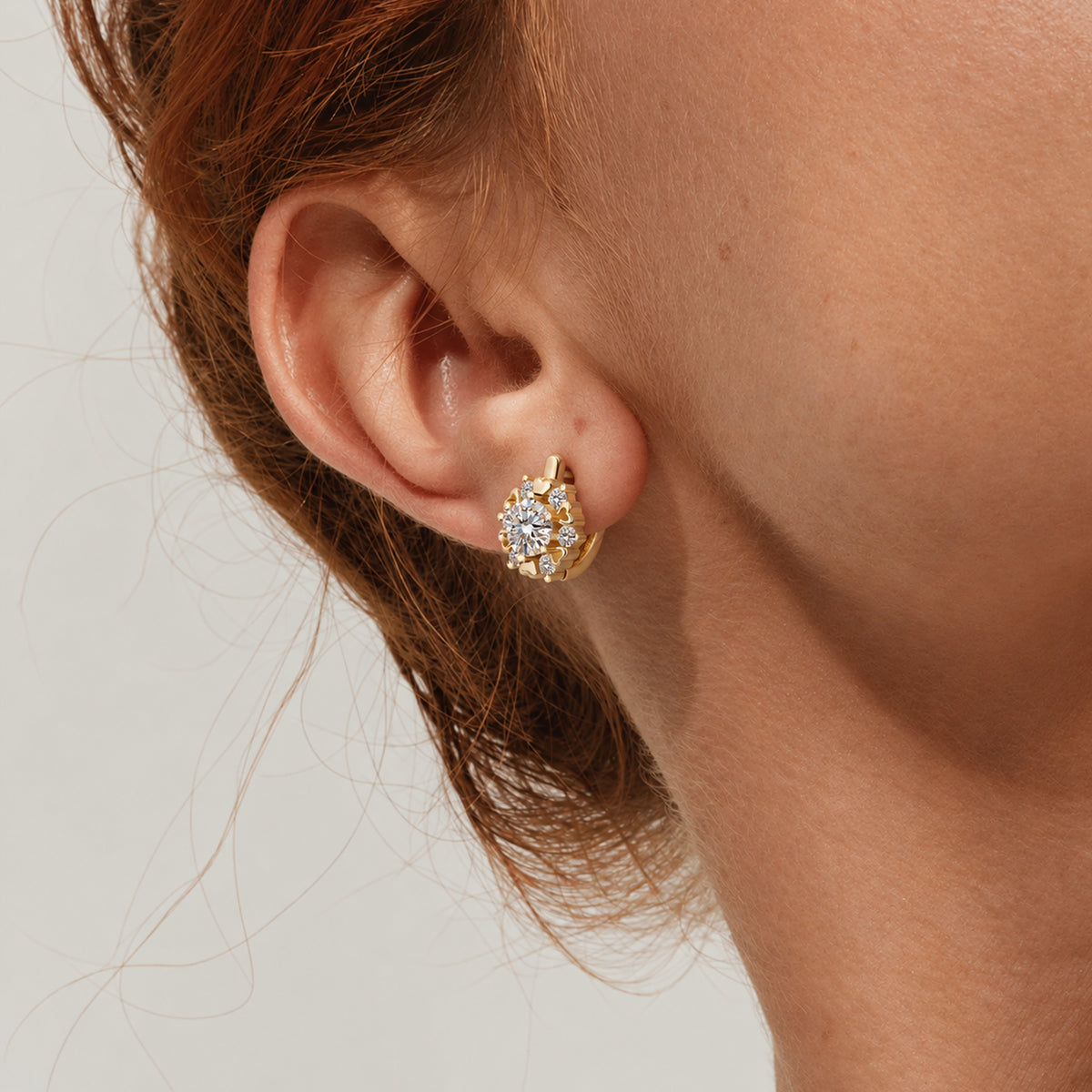 Heart Halo Zirconia Huggie Earrings