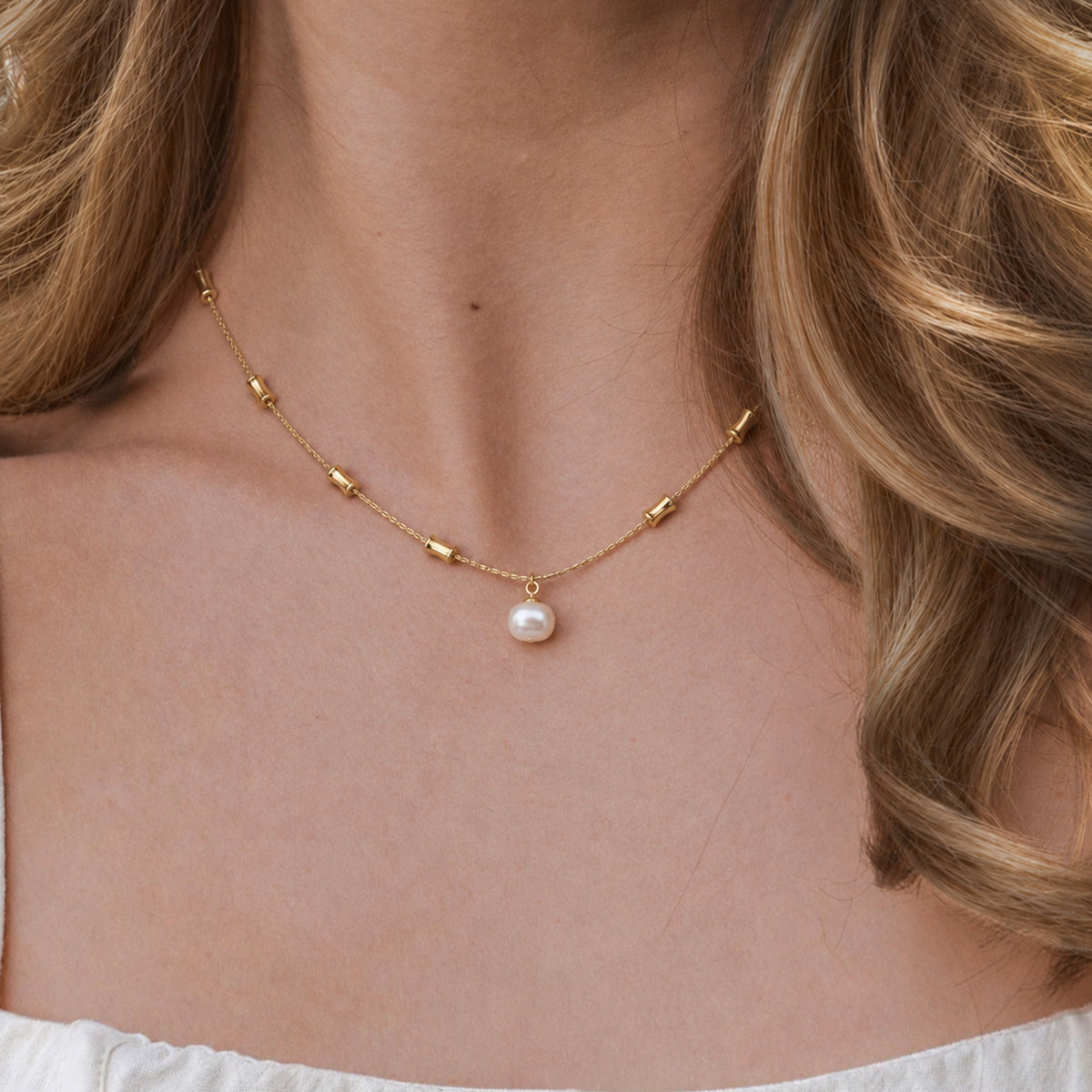 Gold-Plated Square Pearl-Style Necklace