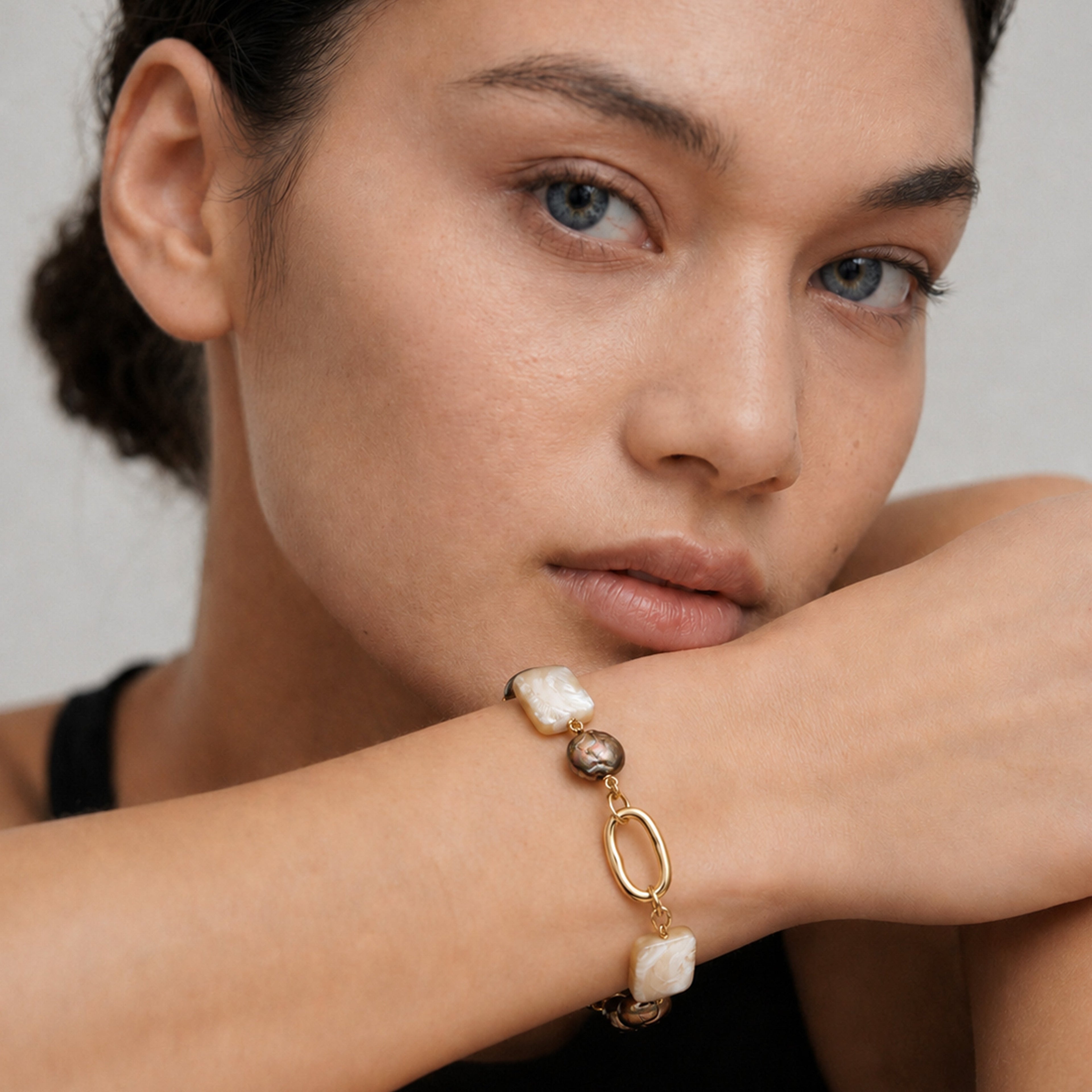 18K Gold-Plated Baroque Pearl Shell Bracelet