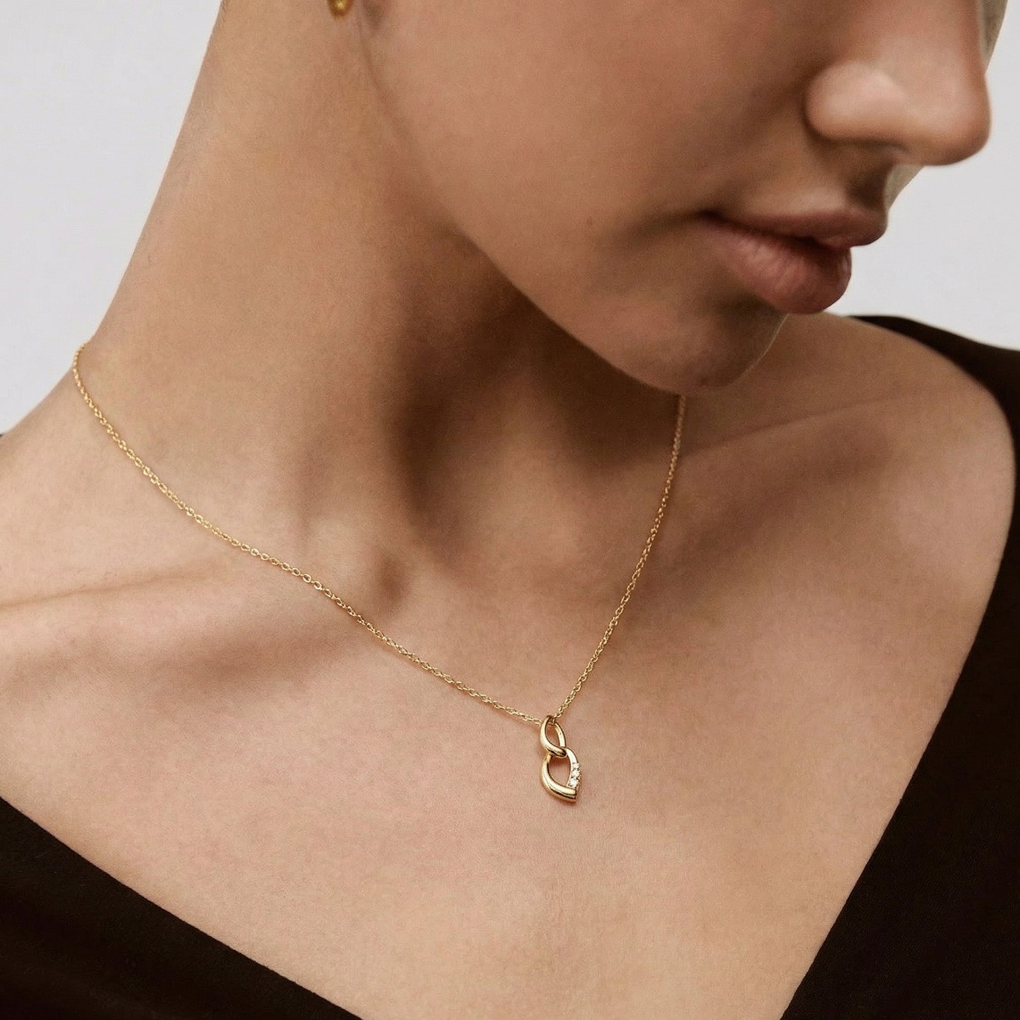 Interlocking Loop Sterling Silver Necklace