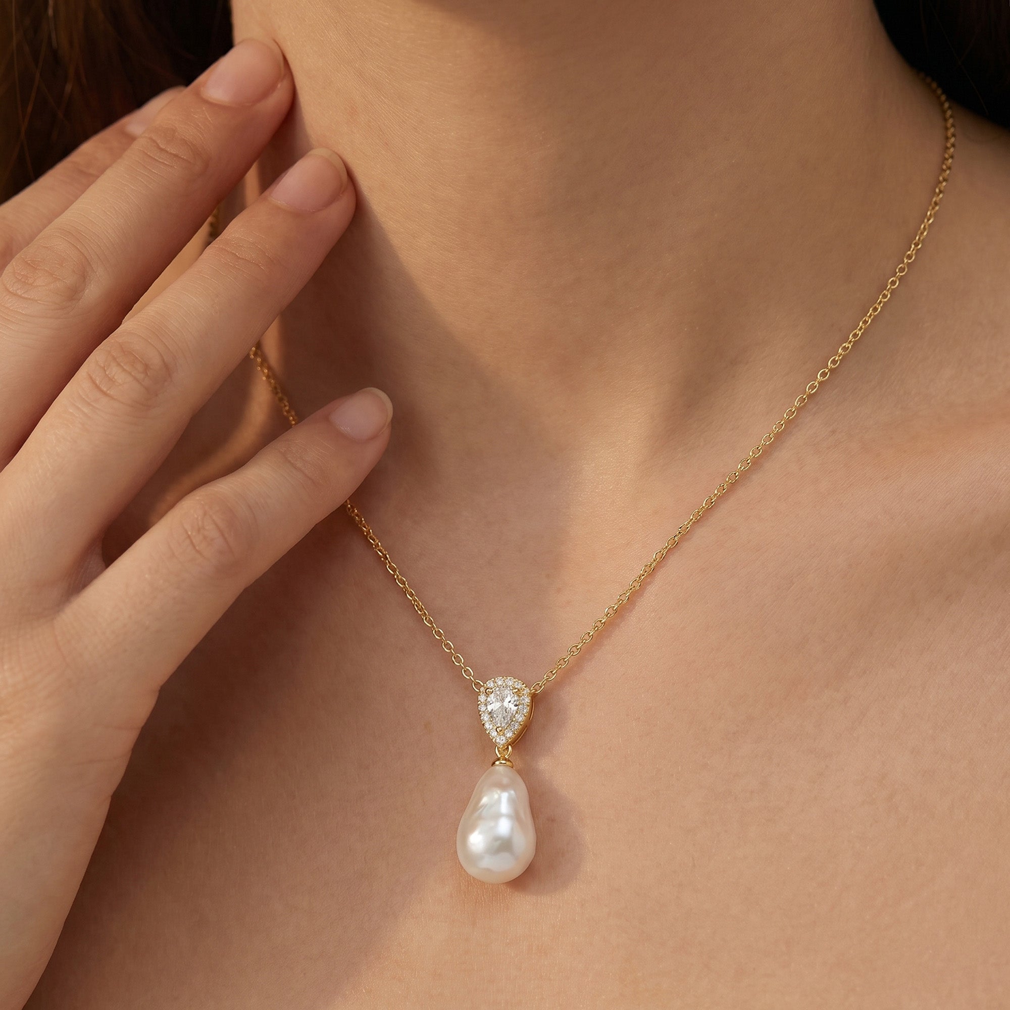 Pear-Cut Halo Freshwater Pearl Necklace