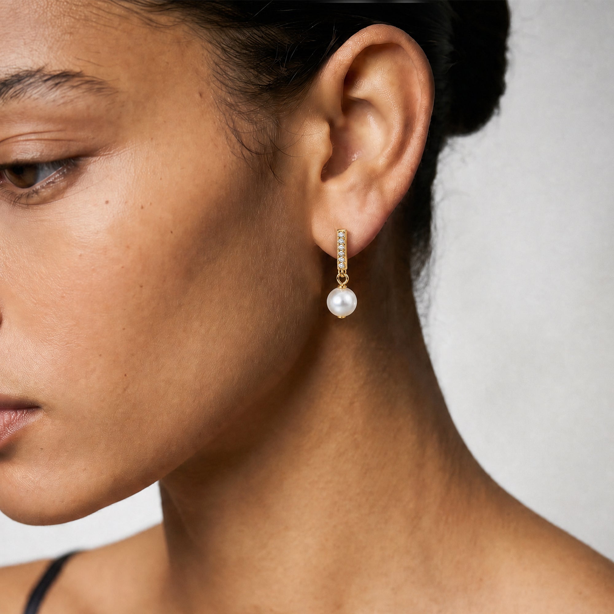 Zirconia Bar Pearl Drop Stud Earrings